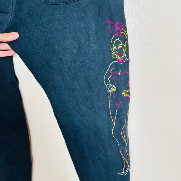 Playboy by Pacsun Jogger Medium Unisex Fleece Sweatpants Embroidered Drawstring - Picture 4 of 11